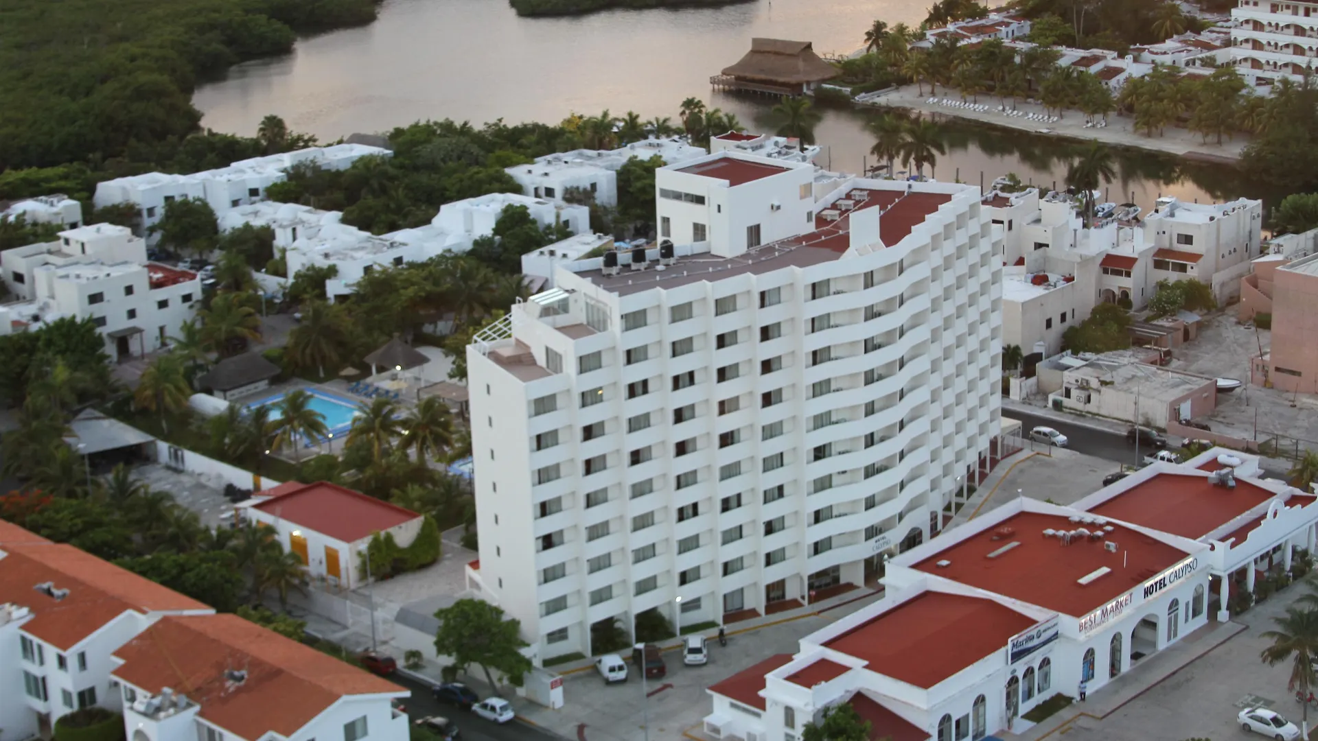***  Hotel Calypso Cancún México