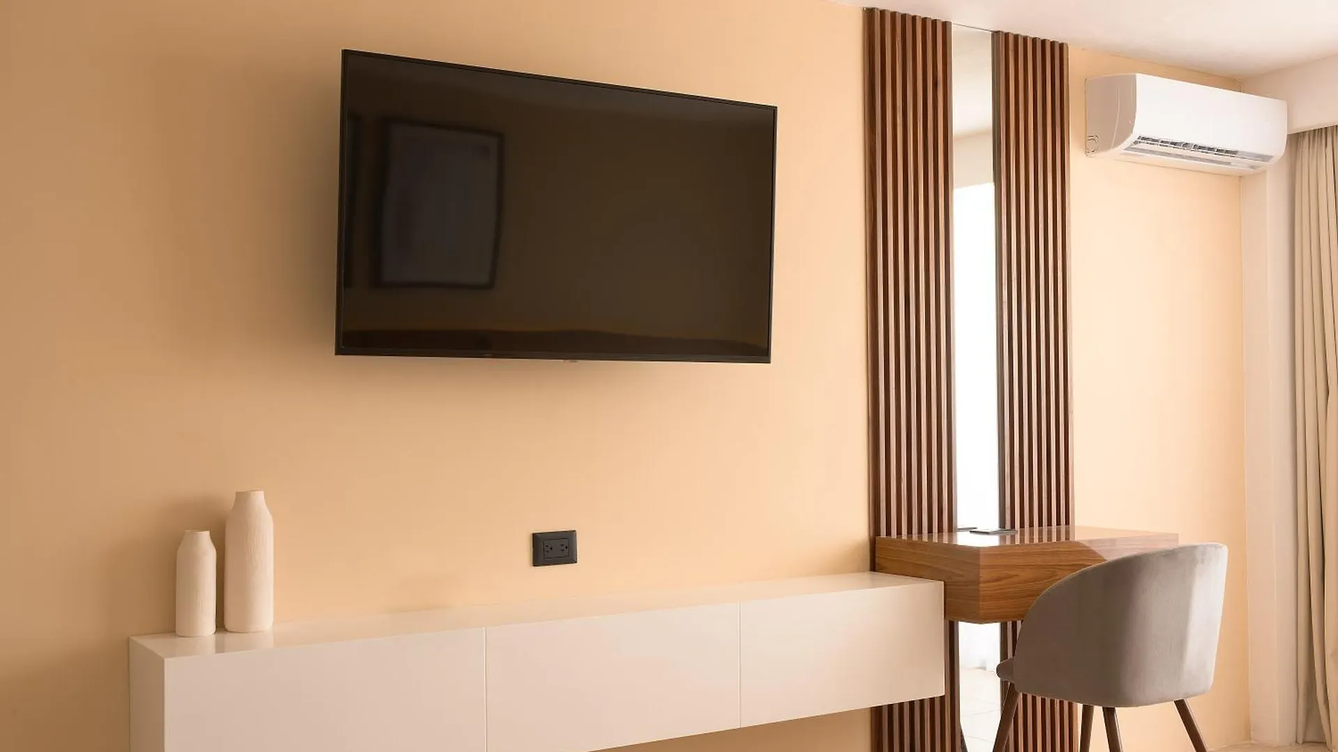 ***  Hotel Calypso Cancún México