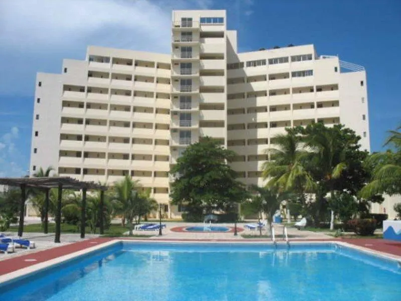 ***  Hotel Calypso Cancún México