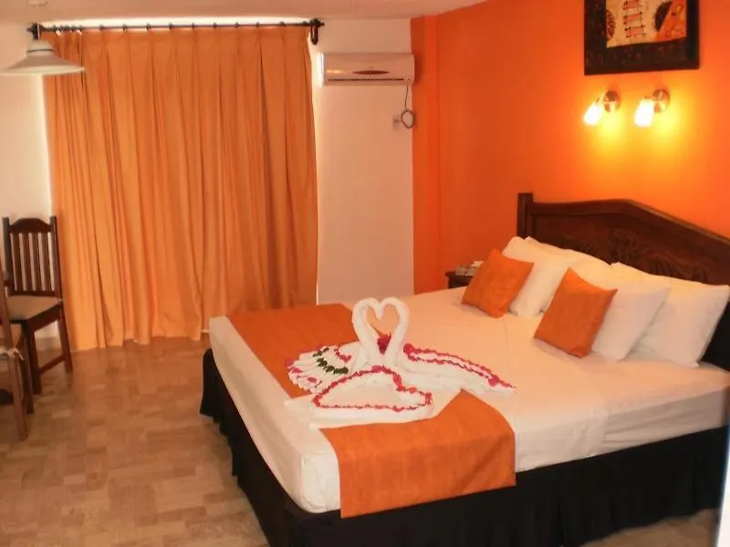 ***  Hotel Calypso Cancún México