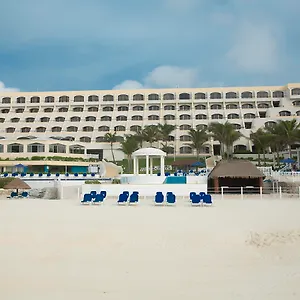 Hotel Golden Parnassus, Cancún