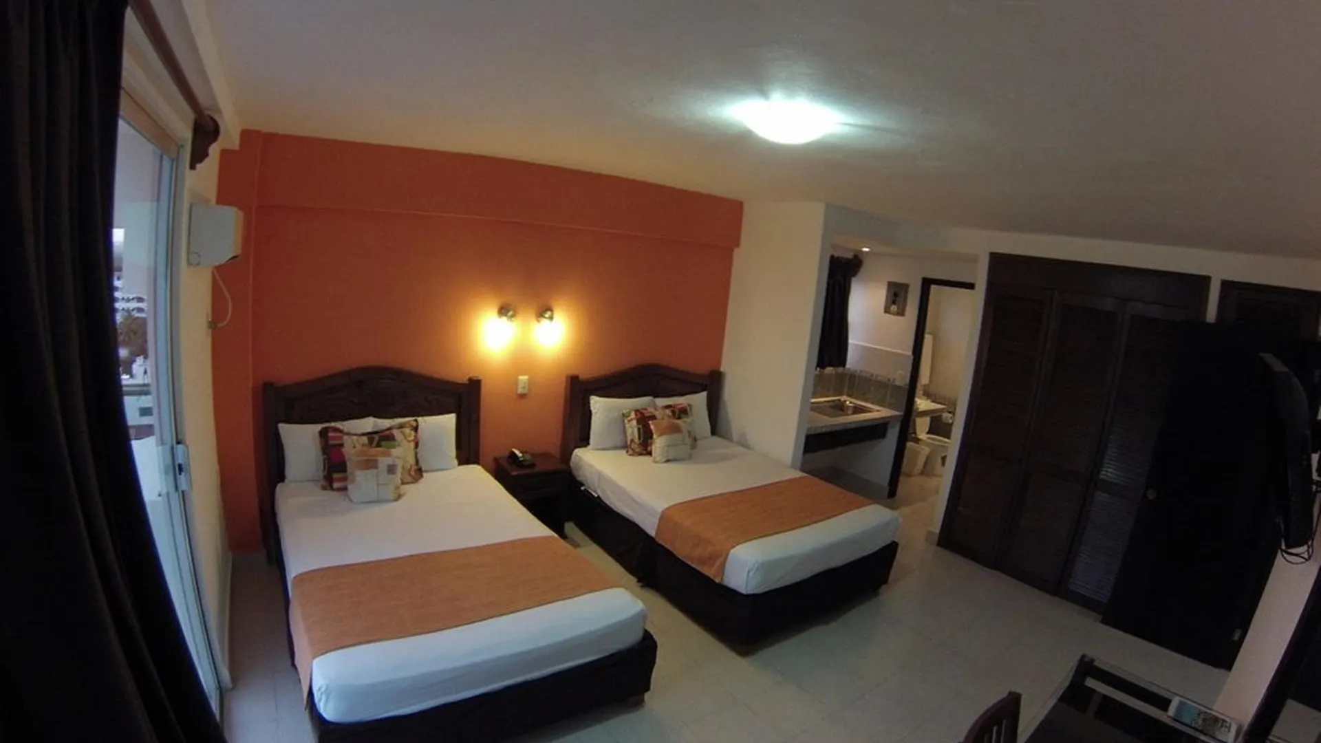 Hotel Calypso Κανκούν 3*,  Μεξικό